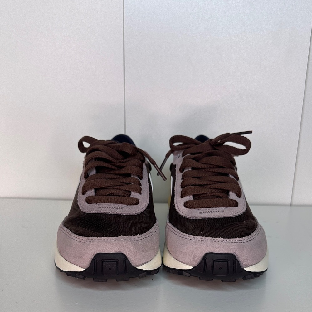Nike Women's Sneakers Brown and Cream
